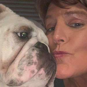 Meet your Posher, Angie